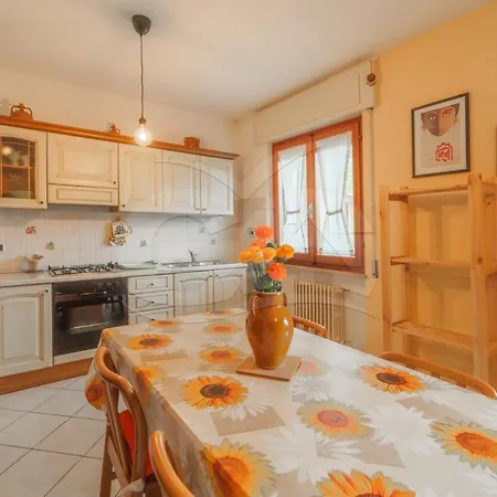 A Casa Di Zaira - Goelba Apartment Portoferraio